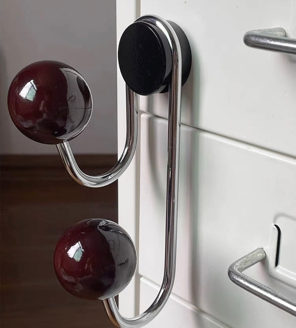 Refrigerator magnets & Hooks