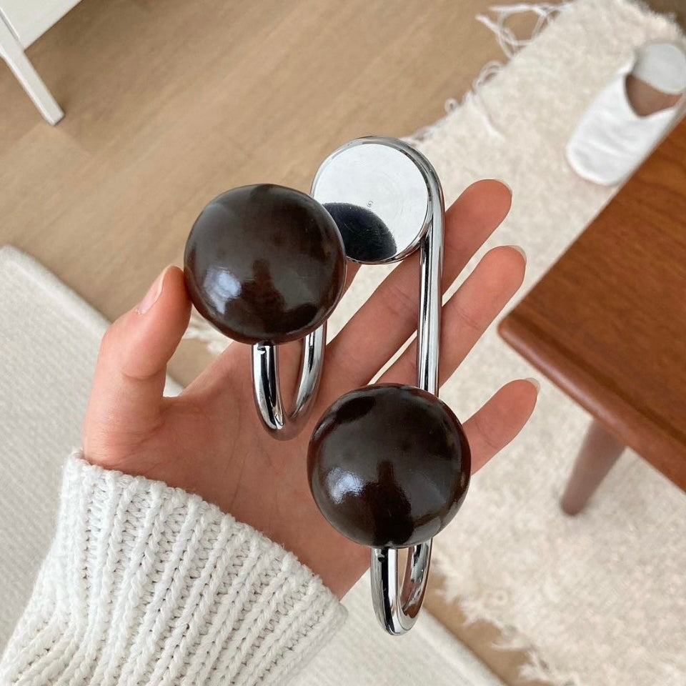 Refrigerator magnets & Hooks