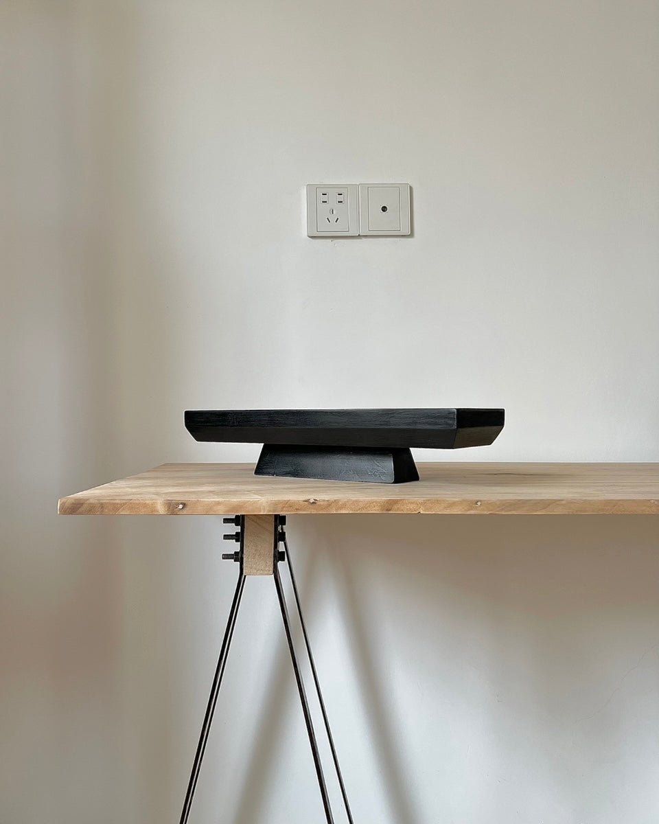 Jewelry table/Werkstatt Munchen